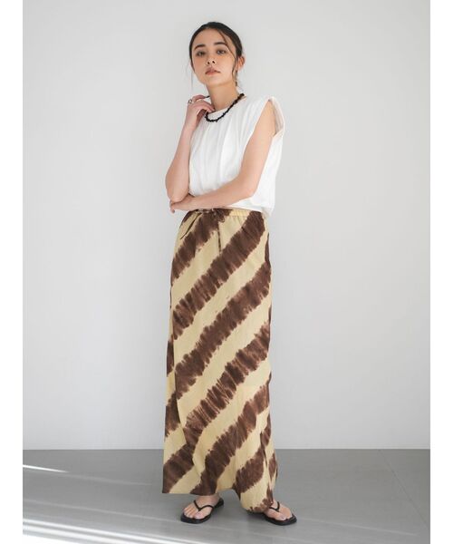 Ungrid(アングリッド)の「タイダイアイラインスカート(スカート・レディース・ブラウン/ブルー・FREE)」の14枚目の写真