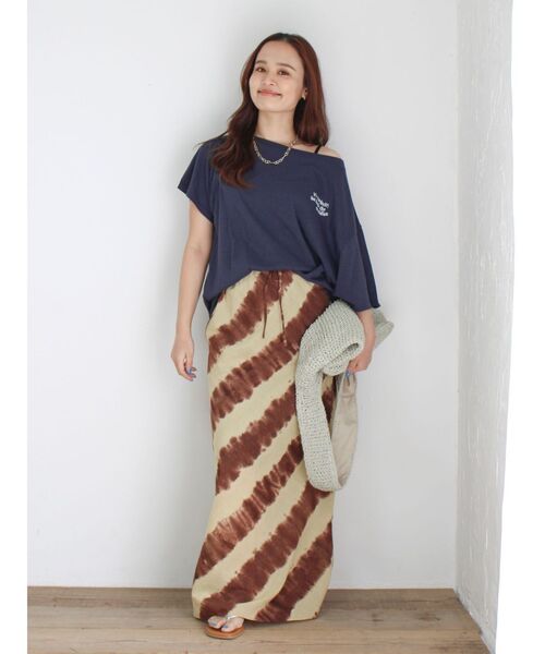 Ungrid(アングリッド)の「タイダイアイラインスカート(スカート・レディース・ブラウン/ブルー・FREE)」の21枚目の写真