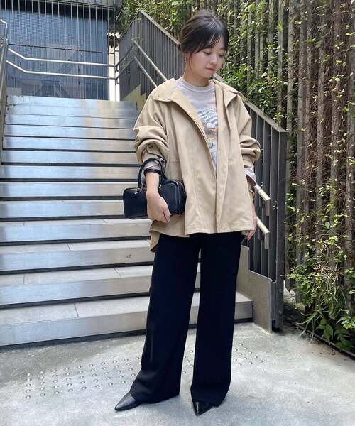 SLOBE IENA（スローブイエナ）の「《WEB限定/追加3》撥水テントラインコート（その他アウター・レディース・ベージュ/ネイビー・FREE）」の15枚目の写真