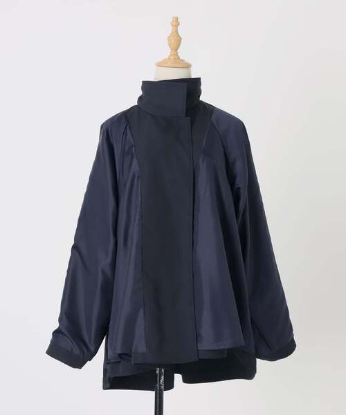 SLOBE IENA（スローブイエナ）の「《WEB限定/追加3》撥水テントラインコート（その他アウター・レディース・ベージュ/ネイビー・FREE）」の9枚目の写真