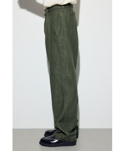 AZUL by moussy（アズールバイマウジー）の「リラックスデニムスラックス（デニムパンツ・メンズ・ワンウォッシュ/カーキ・MEDIUM/SMALL/LARGE）」の8枚目の写真
