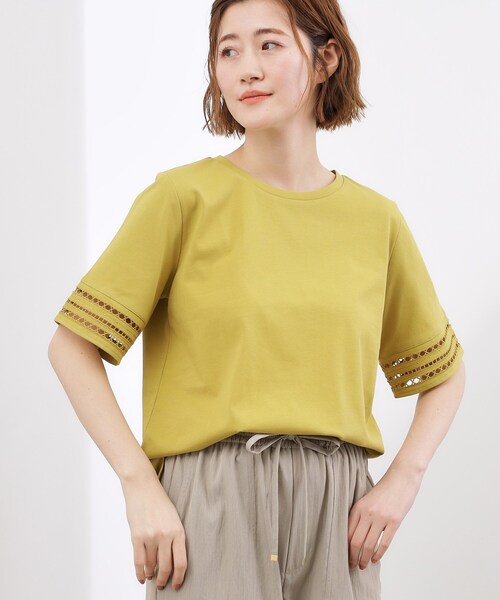 grove(グローブ)の「【二の腕カバー/UV】袖口透かし刺繍Tシャツ(Tシャツ/カットソー・レディース・ブラック/スモーキーグリーン系/レッド系/オフホワイト・02/03/01/04/05)」の14枚目の写真