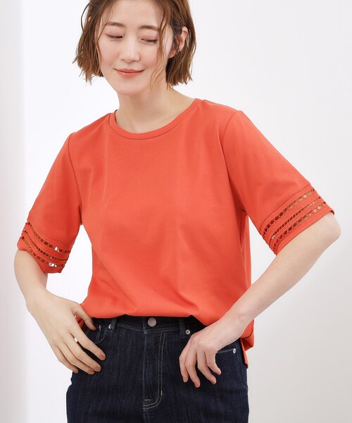 grove(グローブ)の「【二の腕カバー/UV】袖口透かし刺繍Tシャツ(Tシャツ/カットソー・レディース・ブラック/スモーキーグリーン系/レッド系/オフホワイト・02/03/01/04/05)」の18枚目の写真