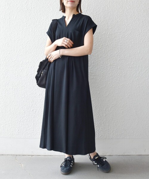 SHIPS any(シップス エニィ)の「SHIPS any:〈接触冷感/汗染み防止加工/洗濯機可能〉スキッパー Aライン ワンピース(ワンピース・レディース・グレー系その他/ブラック/ブルー・ONE SIZE)」の5枚目の写真