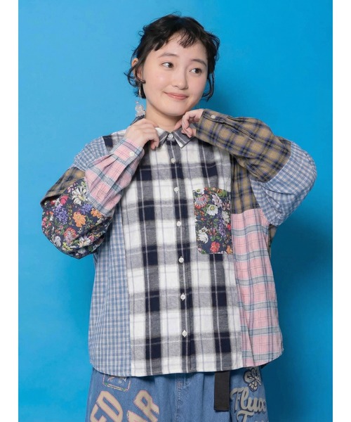 ScoLar（スカラー）の「161673：チェックorストライプ 総柄アシメパッチワークシャツ（シャツ/ブラウス・レディース・ブラック/ブルー・M）」の16枚目の写真