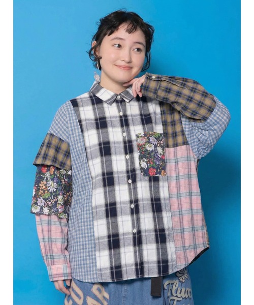 ScoLar（スカラー）の「161673：チェックorストライプ 総柄アシメパッチワークシャツ（シャツ/ブラウス・レディース・ブラック/ブルー・M）」の3枚目の写真