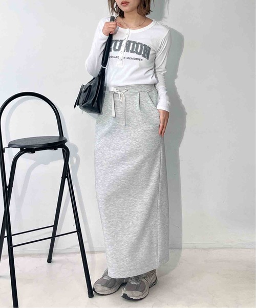 AS KNOW AS plus（アズノゥアズプラス）の「〇スフレ Iラインタイトロングスカート  セットアップ対応アイテム（スカート・レディース・ネイビー/杢グレー/チャコールグレー・FREE）」の15枚目の写真