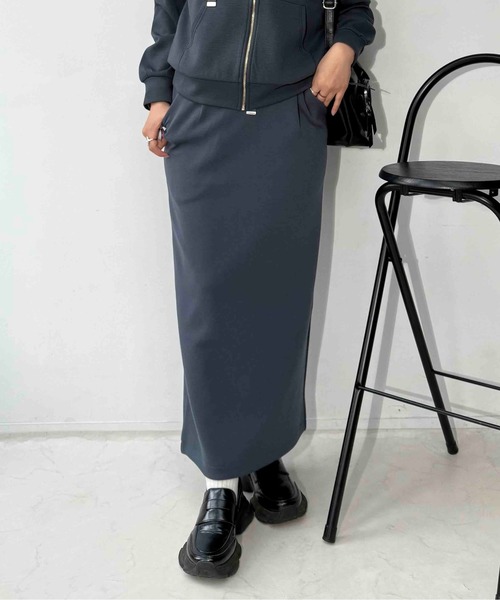 AS KNOW AS plus（アズノゥアズプラス）の「〇スフレ Iラインタイトロングスカート  セットアップ対応アイテム（スカート・レディース・ネイビー/杢グレー/チャコールグレー・FREE）」の20枚目の写真
