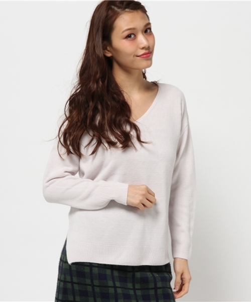 one after another NICE CLAUP（ワンアフターアナザーナイスクラップ）の「【ナイスクラップ】シンプルＶネックニット（ニット/セーター・レディース・アイボリー/ミント/ライトグレー/チャコールグレー・FREE）」の14枚目の写真