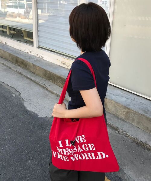 AMESWORLDWIDE（アメスワールドワイド）の「LETTERING CASUAL HOBO BAG RED（ショルダーバッグ・レディース・その他・FREE）」の14枚目の写真