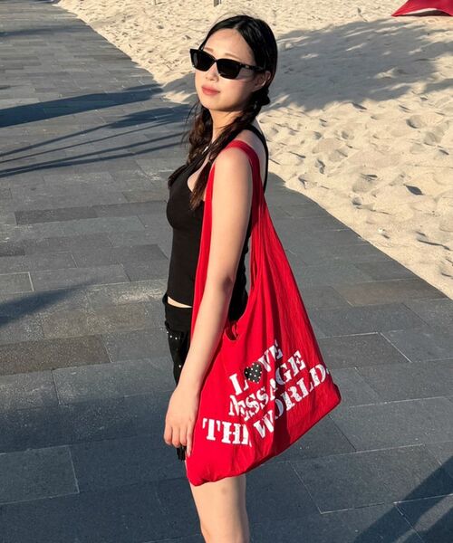 AMESWORLDWIDE（アメスワールドワイド）の「LETTERING CASUAL HOBO BAG RED（ショルダーバッグ・レディース・その他・FREE）」の17枚目の写真