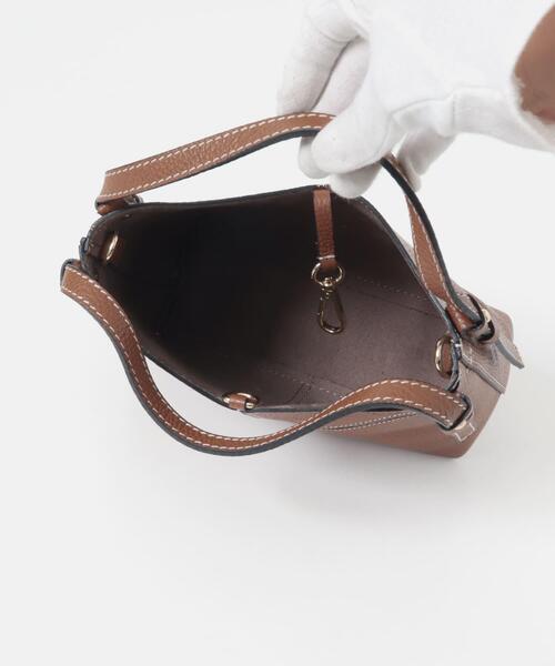 URBAN RESEARCH ROSSO WOMEN(アーバンリサーチ ロッソ)の「AULENTTI フロント Vライン バッグ(ハンドバッグ・レディース・ブラウン系その他/ベージュ系その他・FREE)」の6枚目の写真