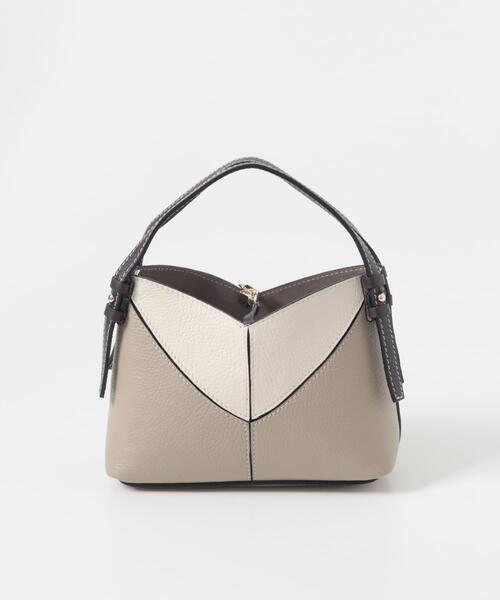 URBAN RESEARCH ROSSO WOMEN(アーバンリサーチ ロッソ)の「AULENTTI フロント Vライン バッグ(ハンドバッグ・レディース・ブラウン系その他/ベージュ系その他・FREE)」の9枚目の写真