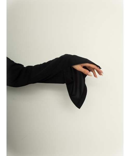 ILANIS(イラニス)の「2way Ease Cardigan(Tシャツ/カットソー・レディース・ブラック/オフホワイト/ライトブルー・FREE)」の18枚目の写真