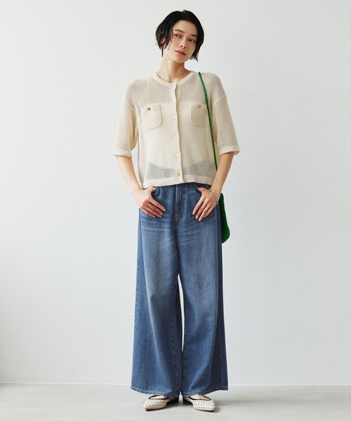 green label relaxing(グリーンレーベルリラクシング)の「<スタイリスト兵藤千尋さんコラボ>ワイド ライト デニム 接触冷感(デニムパンツ・レディース・コバルトブルー/ベージュ/オフホワイト・TALL/40/38/36/34/SHORT)」の17枚目の写真