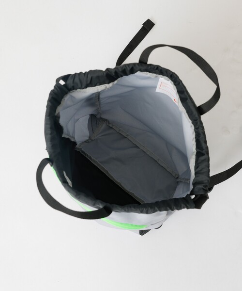 NIKE（ナイキ）の「【NIKE / ナイキ】1994039 プールバッグ / リュック / 14L / ユニセックス（バックパック/リュック・メンズ・ブラック/グレー/サックスブルー・フリー）」の21枚目の写真