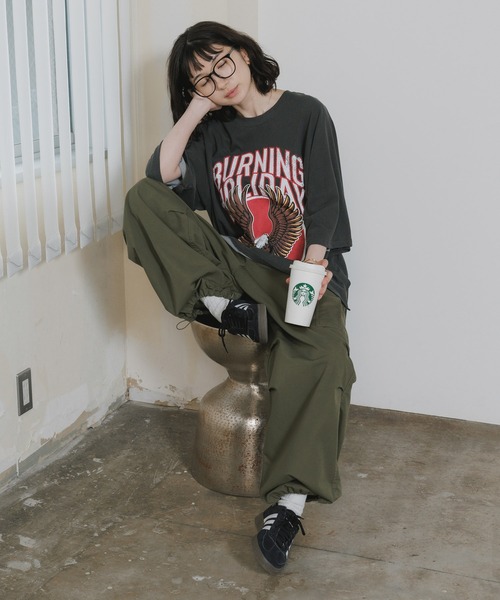 Chick(チック)の「Printed Crew-Neck Oversized T-Shirt / プリントデザイン クルーネックビッグTシャツ 2026年 夏 夏服(Tシャツ/カットソー・レディース・チャコールグレー/ベージュ/グリーン・FREE)」の9枚目の写真