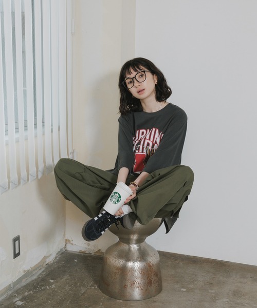 Chick(チック)の「Printed Crew-Neck Oversized T-Shirt / プリントデザイン クルーネックビッグTシャツ 2026年 夏 夏服(Tシャツ/カットソー・レディース・チャコールグレー/ベージュ/グリーン・FREE)」の10枚目の写真
