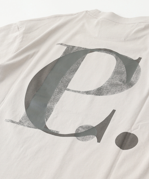 C.P. COMPANY（シーピーカンパニー）の「C.P.Company / シーピーカンパニー 30/1 JERSEY SHORT SLV LOGO TS（Tシャツ/カットソー・メンズ・ホワイト/グレー/ネイビー・LARGE/MEDIUM）」の5枚目の写真