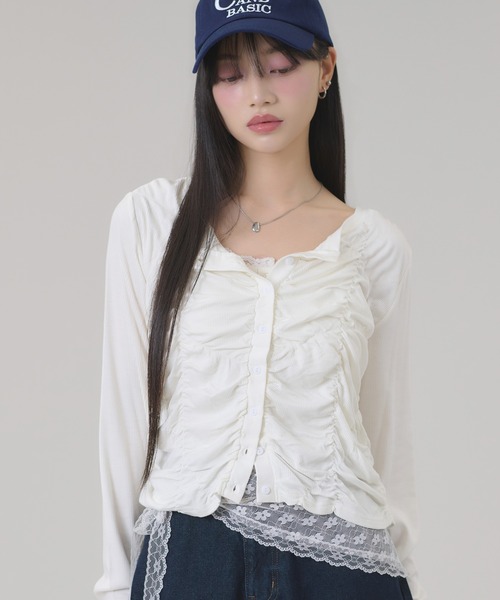 apres jour mignon(アプレジュールミニョン)の「シャーリングカットカーディガン(カーディガン/ボレロ・レディース・ネイビー/杢グレー/オフホワイト・フリー/LARGE)」の1枚目の写真