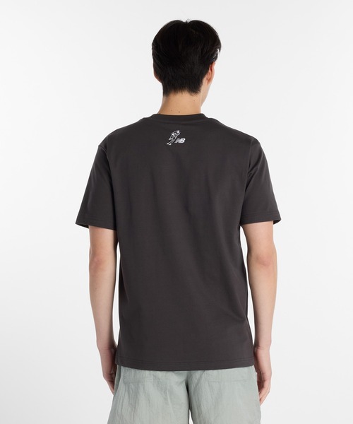NEW BALANCE(ニューバランス)の「大谷翔平シグネチャーフォト半袖Tシャツ3(Tシャツ/カットソー・メンズ・スミクロ・SMALL/MEDIUM/LARGE/X-LARGE/XX-LARGE/XXX-LARGE)」の3枚目の写真