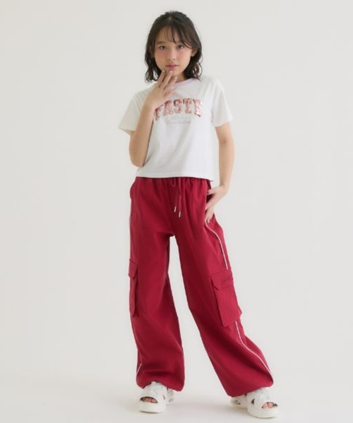 PINK-latte(ピンクラテ)の「【接触冷感】キラキラカレッジリンガー半袖Tシャツ(Tシャツ/カットソー・キッズ・ミント/チャコール/オフホワイト/ライトピンク・120cm/140cm/150cm/160cm/130cm)」の16枚目の写真