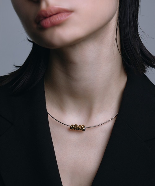 CENE（セネ）の「【CENE】セネ/スパイラルオメガチェーンネックレス（ネックレス・レディース・シルバー/シルバー×ゴールド/ゴールド・FREE）」の3枚目の写真