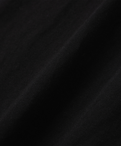 KNITTED(ニッティド)の「コットンクロップTシャツBLACK(Tシャツ/カットソー・レディース・ブラック・MEDIUM/LARGE/X-LARGE)」の6枚目の写真