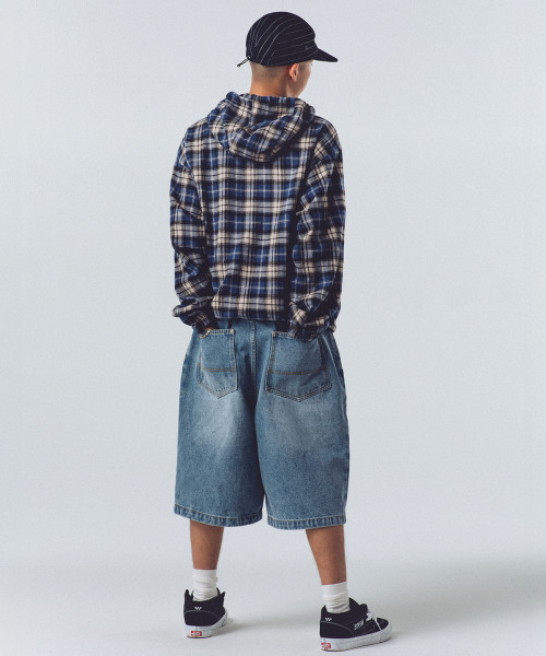 WKNDRS(ウィーキャンドース)の「TRIO DENIM SHORTS (L.DENIM)(その他パンツ・レディース・その他・MEDIUM/LARGE/X-LARGE)」の4枚目の写真