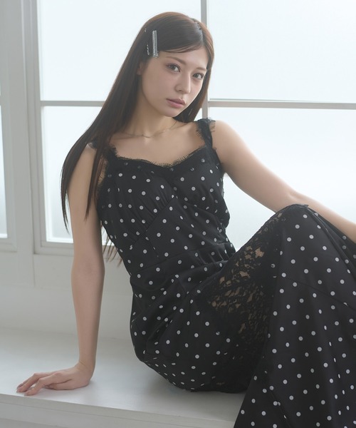 Ambre Neige(アンブルネージュ)の「lace docking dot camisole dress / レースドッキングドットキャミワンピース(ワンピース・レディース・ブラック/アイボリー・FREE)」の12枚目の写真