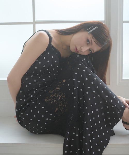 Ambre Neige(アンブルネージュ)の「lace docking dot camisole dress / レースドッキングドットキャミワンピース(ワンピース・レディース・ブラック/アイボリー・FREE)」の13枚目の写真