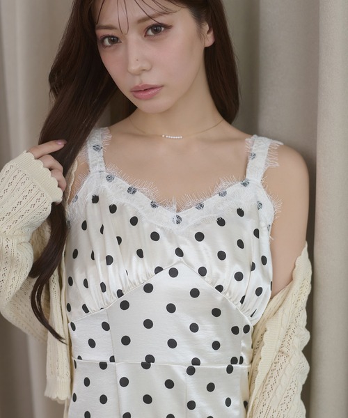 Ambre Neige(アンブルネージュ)の「lace docking dot camisole dress / レースドッキングドットキャミワンピース(ワンピース・レディース・ブラック/アイボリー・FREE)」の6枚目の写真