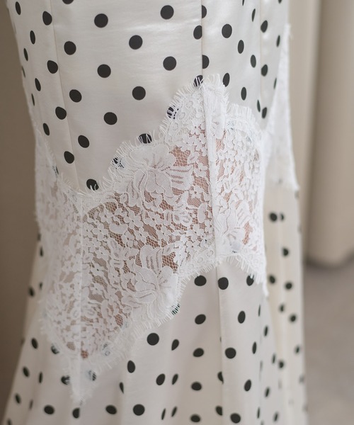 Ambre Neige(アンブルネージュ)の「lace docking dot camisole dress / レースドッキングドットキャミワンピース(ワンピース・レディース・ブラック/アイボリー・FREE)」の7枚目の写真