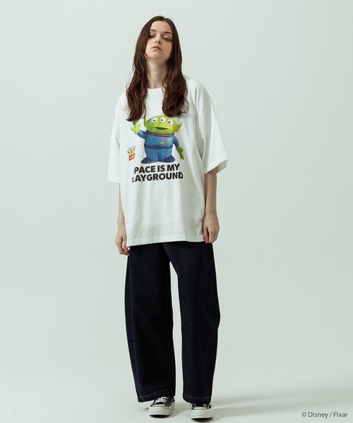 SLICK(スリック)の「【SLICK/スリック】SLICK / TOY STORY Print T-shirt 02/トイストーリー/パウダー加工プリントTシャツ/オーバーサイズ シルエット/ ビンテージ / ディズニー/ピクサー(Tシャツ/カットソー・メンズ・ホワイト/ブラック・3/2/1)」の10枚目の写真