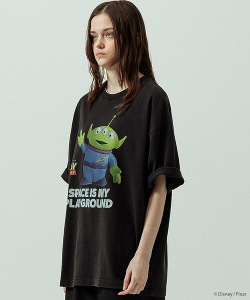 SLICK(スリック)の「【SLICK/スリック】SLICK / TOY STORY Print T-shirt 02/トイストーリー/パウダー加工プリントTシャツ/オーバーサイズ シルエット/ ビンテージ / ディズニー/ピクサー(Tシャツ/カットソー・メンズ・ホワイト/ブラック・3/2/1)」の19枚目の写真