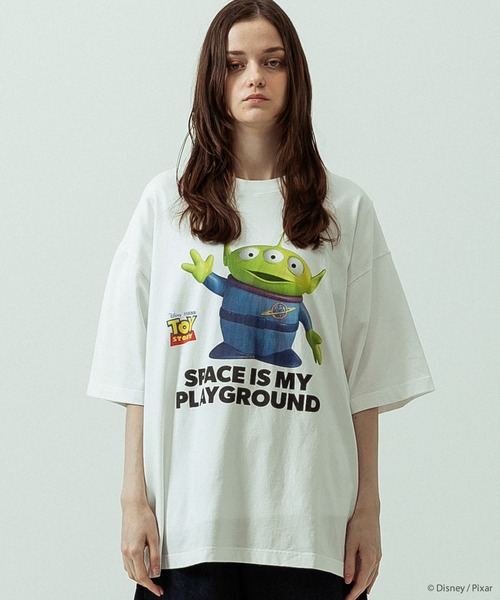 SLICK(スリック)の「【SLICK/スリック】SLICK / TOY STORY Print T-shirt 02/トイストーリー/パウダー加工プリントTシャツ/オーバーサイズ シルエット/ ビンテージ / ディズニー/ピクサー(Tシャツ/カットソー・メンズ・ホワイト/ブラック・3/2/1)」の8枚目の写真