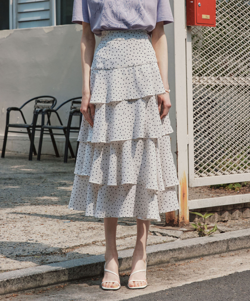 ZEROSTREET（ゼロストリート）の「[2カラー] ドットカンカンフレアスカート（スカート・レディース・アイボリー/ブラック・SMALL/MEDIUM）」の5枚目の写真