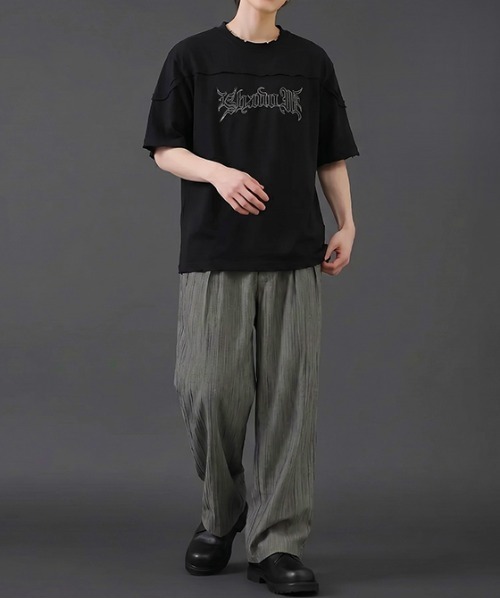 revertical(リバーティカル)の「刺繍ロゴTシャツ/立体ロゴデザイン 半袖カットソー(Tシャツ/カットソー・メンズ・ブラウン/ホワイト/ブラック・LARGE/MEDIUM)」の20枚目の写真