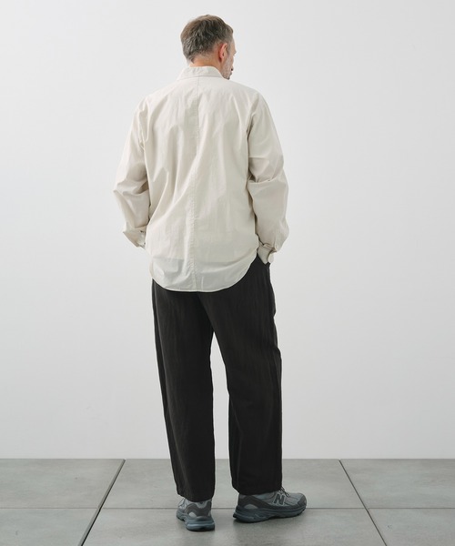 ATON（エイトン）の「【ATON / エイトン】COTTON LINEN VOILE LOOSE FIT PANTS（その他パンツ・メンズ・カーキ/ベージュ/ダークグレー・4/2）」の9枚目の写真