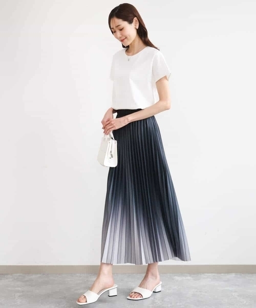MK MICHEL KLEIN（エムケーミッシェルクラン）の「[洗える]ニュアンスロゴ フレンチスリーブTシャツ（Tシャツ/カットソー・レディース・ピンク/ホワイト・38）」の7枚目の写真