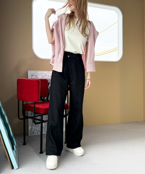 DOUBLE NAME(ダブルネーム)の「クロスウエストデザイン配色ステッチパンツ(その他パンツ・レディース・ベージュ/ブラック・FREE)」の3枚目の写真