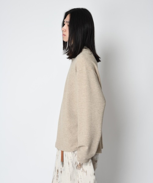 SUPERTHANKS（スーパーサンクス）の「ワッフル素材バックプリント　クルーネックロングスリーブ　Waffle crew neck L/S T-shirt (back print)（Tシャツ/カットソー・メンズ・ピンク/グレー/ブラック/ベージュ・L/S/M）」の12枚目の写真