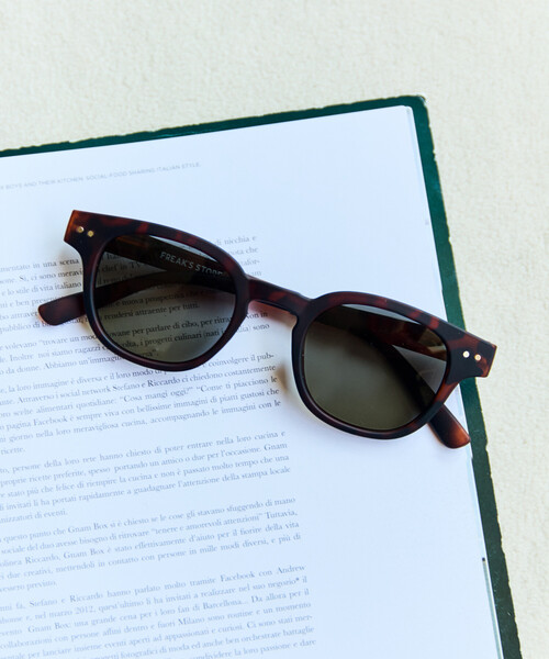 FREAK'S STORE(フリークスストア)の「OLA VISTA 調光(Photochromic)(サングラス・メンズ・ブラウン/ブラック・ONE SIZE)」の16枚目の写真