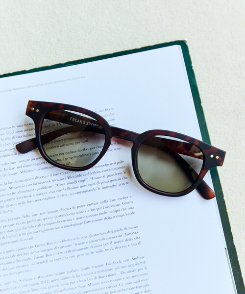 FREAK'S STORE(フリークスストア)の「OLA VISTA 調光(Photochromic)(サングラス・メンズ・ブラウン/ブラック・ONE SIZE)」の17枚目の写真