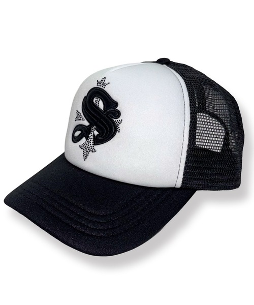 SUPPLIER(サプライヤー)の「A'GEM/9 × .kom 限定『SUPPLIER/サプライヤー』Cross Cap/クロスロゴキャップ(キャップ・メンズ・ブラック×ホワイト・FREE)」の1枚目の写真