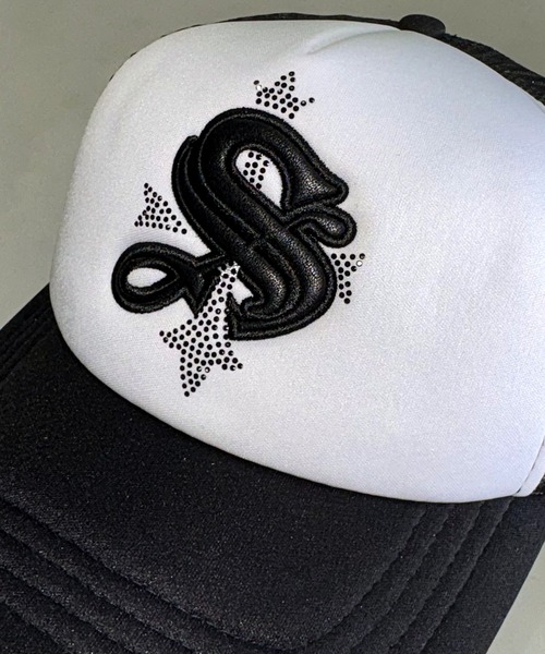 SUPPLIER(サプライヤー)の「A'GEM/9 × .kom 限定『SUPPLIER/サプライヤー』Cross Cap/クロスロゴキャップ(キャップ・メンズ・ブラック×ホワイト・FREE)」の5枚目の写真
