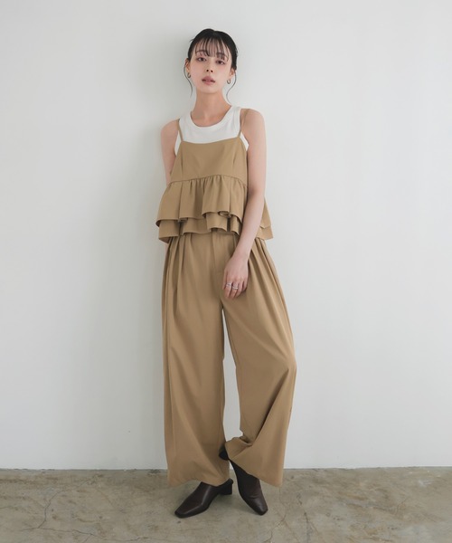 LIAN(リアン)の「【セットアップ対応】メニータックワイドパンツ(その他パンツ・レディース・ベージュ/ブラック/ブラウン/アイボリー・FREE)」の4枚目の写真