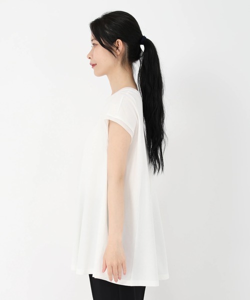 STRAWBERRY-FIELDS(ストロベリーフィールズ)の「プレミア天竺_フレアーラインカットソー(Tシャツ/カットソー・レディース・オフホワイト/ブラック・2)」の12枚目の写真