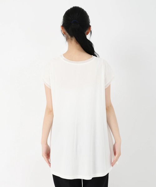 STRAWBERRY-FIELDS(ストロベリーフィールズ)の「プレミア天竺_フレアーラインカットソー(Tシャツ/カットソー・レディース・オフホワイト/ブラック・2)」の11枚目の写真