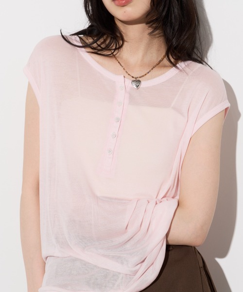 Unitage(ユニテージ)の「ヘンリーネックシアーノースリトップス(Tシャツ/カットソー・レディース・ホワイト/グレー/ピンク/レッド・FREE)」の8枚目の写真